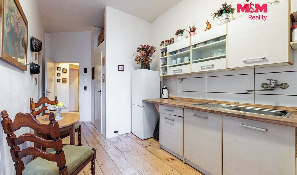 Prodej bytu 2+1 42 m², Dalovice – náhled fotky 10