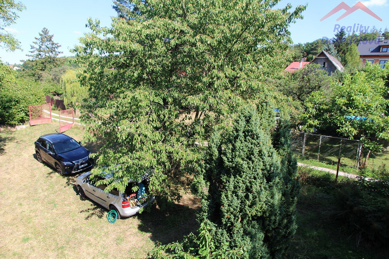 Prodej stavebního pozemku 1 599 m² – fotografie 3