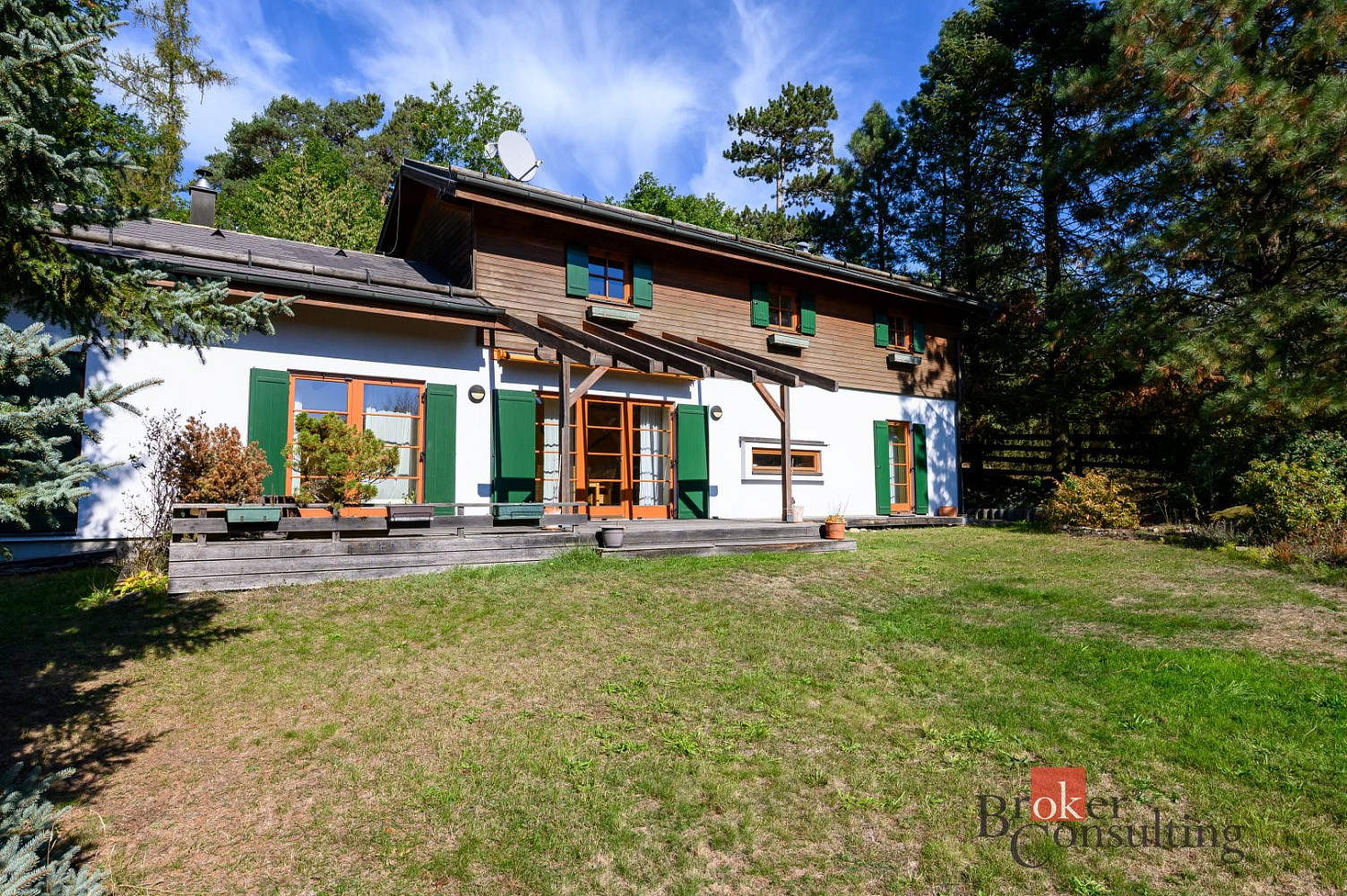 Prodej domu 240 m² s pozemkem 4 839 m²
