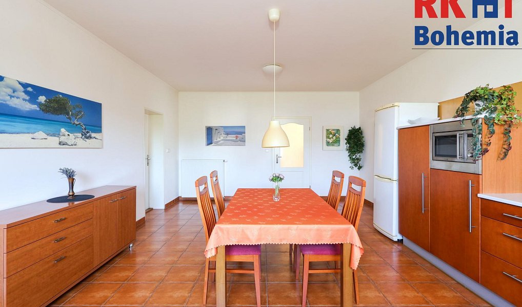 Prodej domu 266 m² s pozemkem 1 426 m², Šestajovice – náhled fotky 42