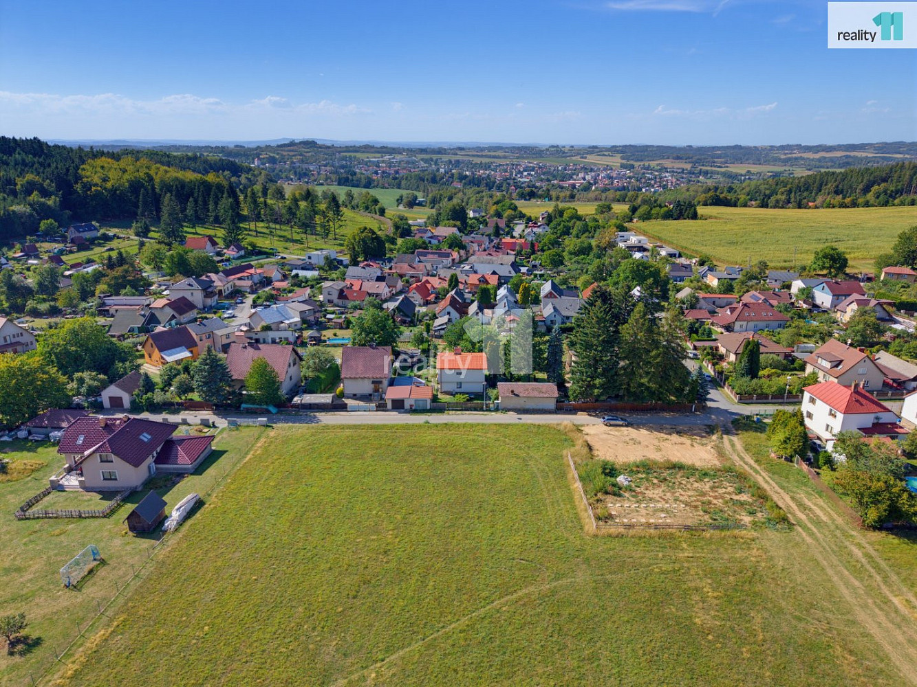 Prodej stavebního pozemku 1 000 m² – fotografie 4