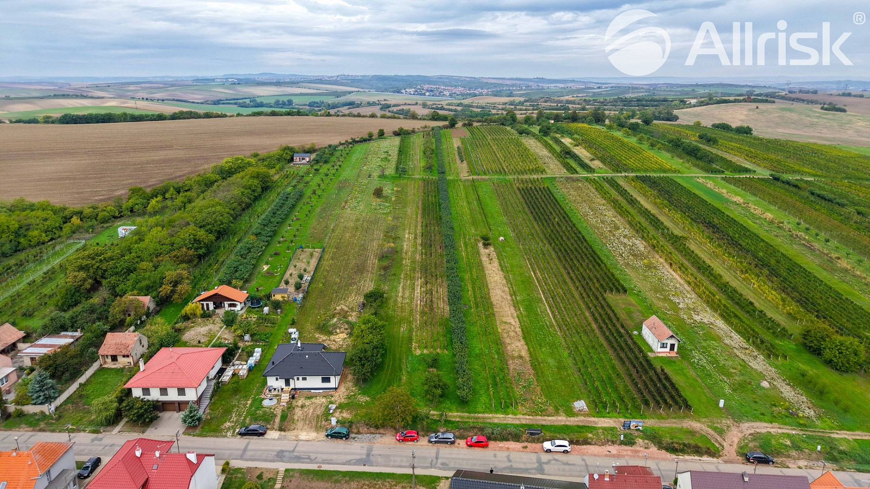 Prodej stavebního pozemku 1 865 m² – fotografie 3