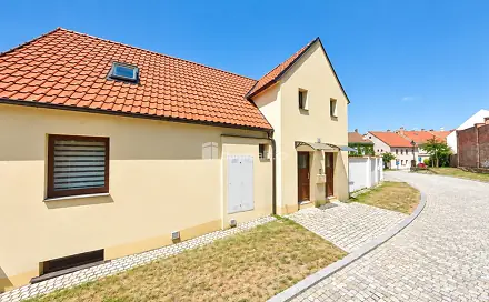 Pronájem bytu 2+1 38 m², Zámecká, Mikulov, okres Břeclav