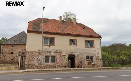 Prodej domu 550 m² s pozemkem 786 m², Podbořanská, Lubenec, okres Louny