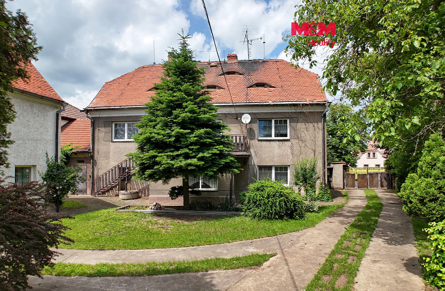Prodej domu 365 m² s pozemkem 2 873 m²