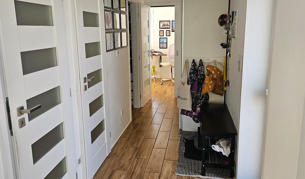 Prodej domu 189 m² s pozemkem 1 127 m², Radostná pod Kozákovem – náhled fotky 11