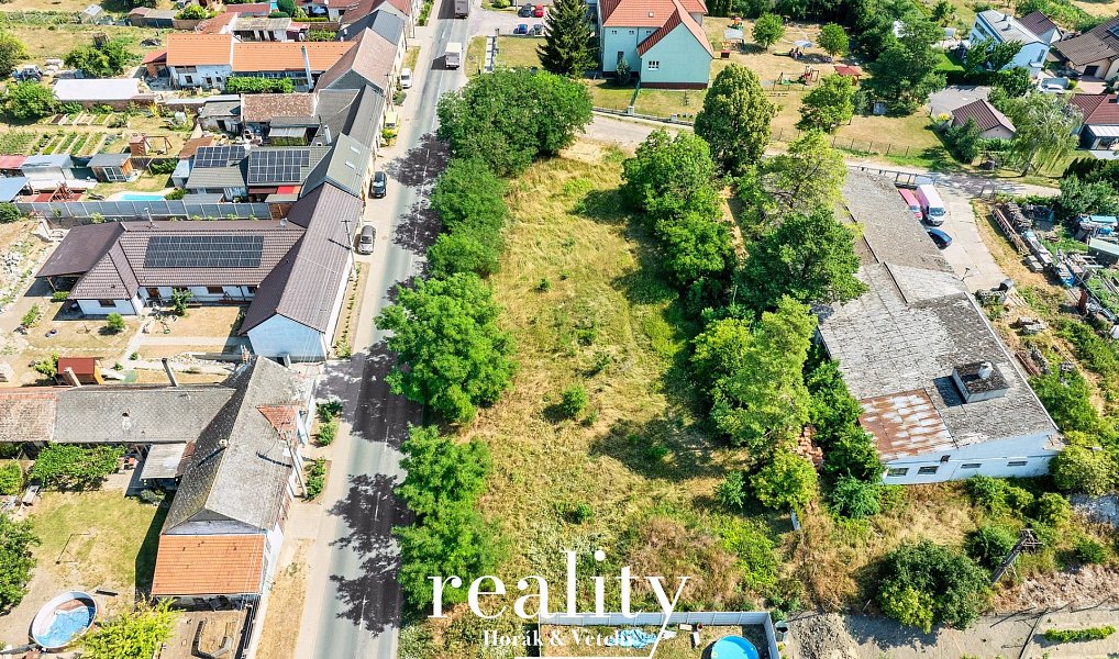 Prodej stavebního pozemku 2 002 m², Drnholec – náhled fotky 7