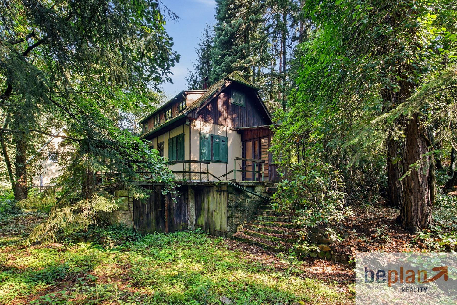 Prodej stavebního pozemku 1 435 m² – fotografie 4