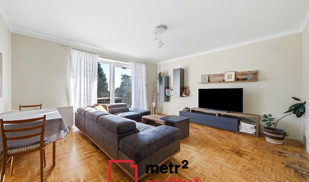 Prodej domu 303 m² s pozemkem 954 m², Charváty – náhled fotky 5