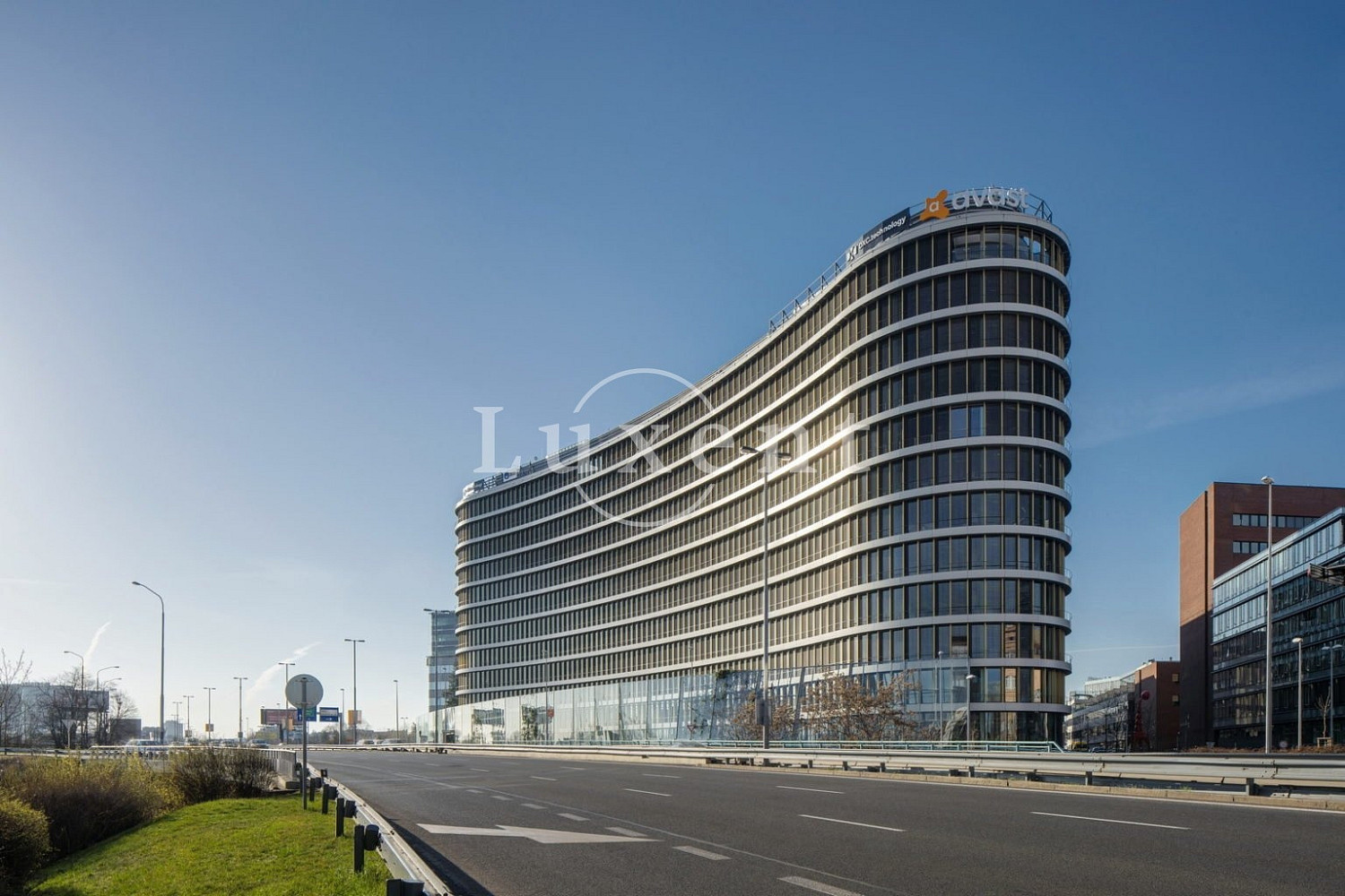 Pronájem kanceláře 500 m²