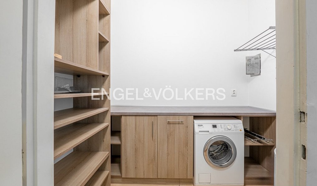 Pronájem bytu 4+kk 115 m², Praha – náhled fotky 10