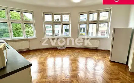 Pronájem bytu 3+1 71 m², Soudní, Zlín