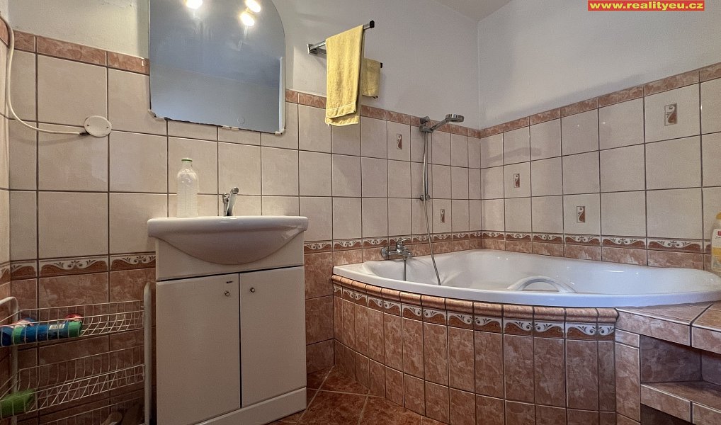 Prodej chaty/chalupy 65 m² s pozemkem 1 054 m², Červený Kostelec – náhled fotky 5