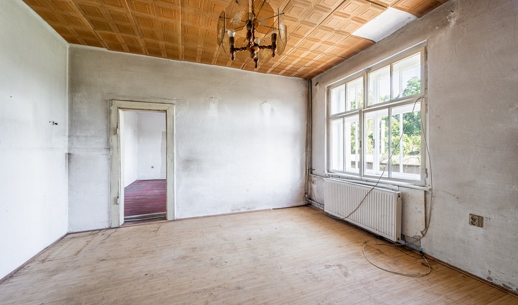 Prodej domu 200 m² s pozemkem 1 305 m², Zdemyslice – náhled fotky 8