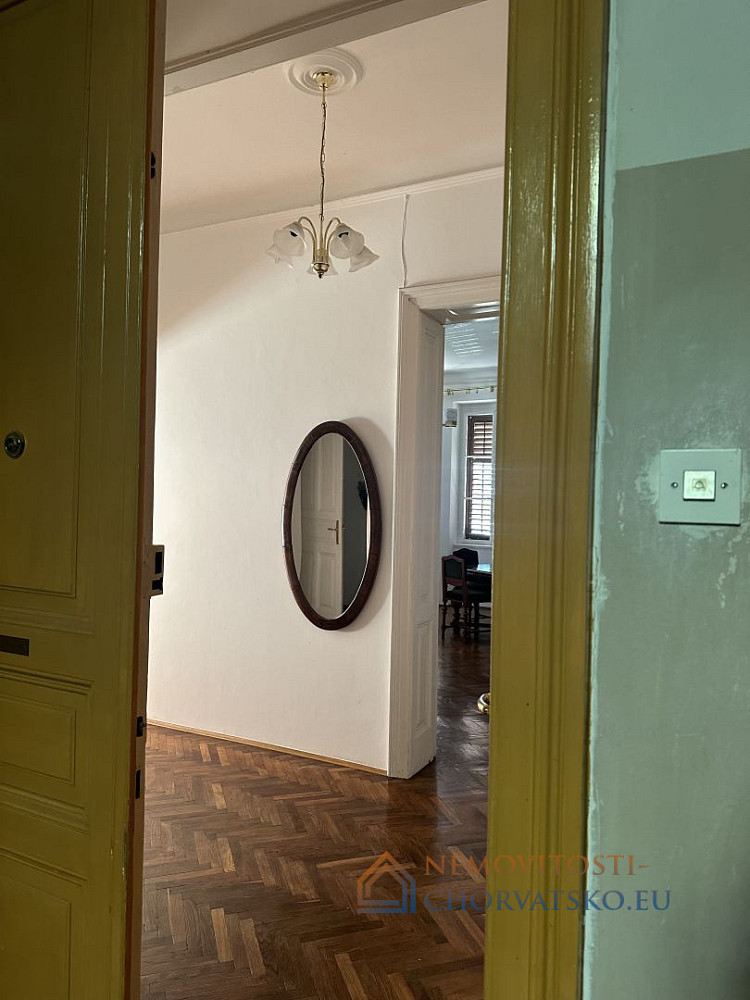 Prodej bytu 1+kk 84 m² - Widok 3