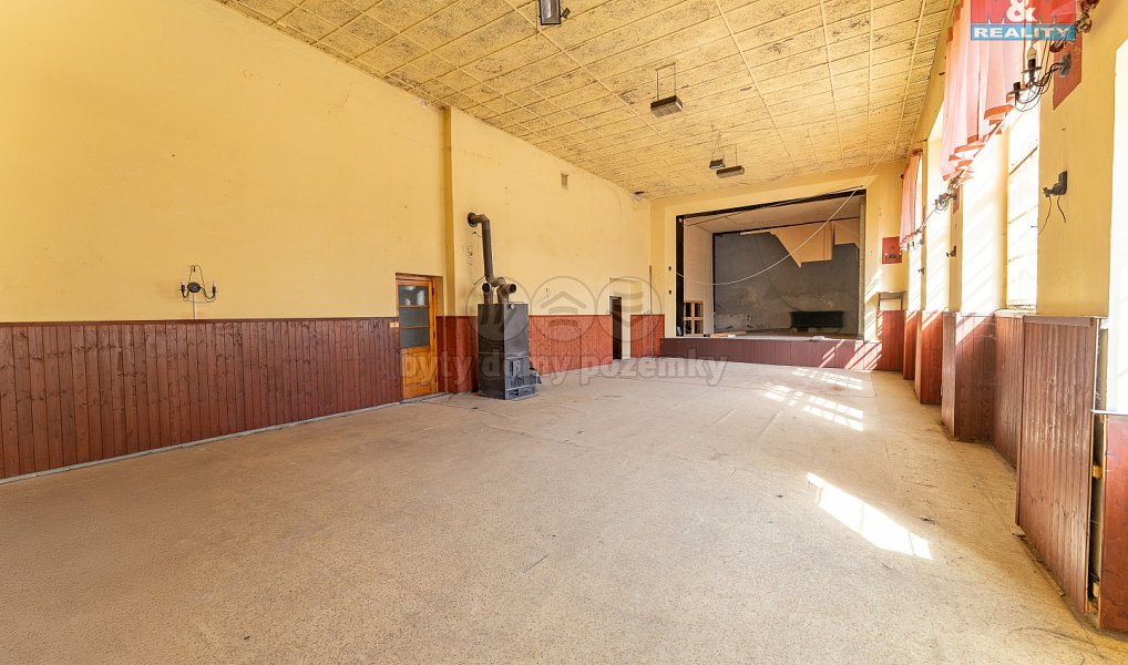 Prodej nájemního domu, činžáku 1 120 m², Liběchov – náhled fotky 2