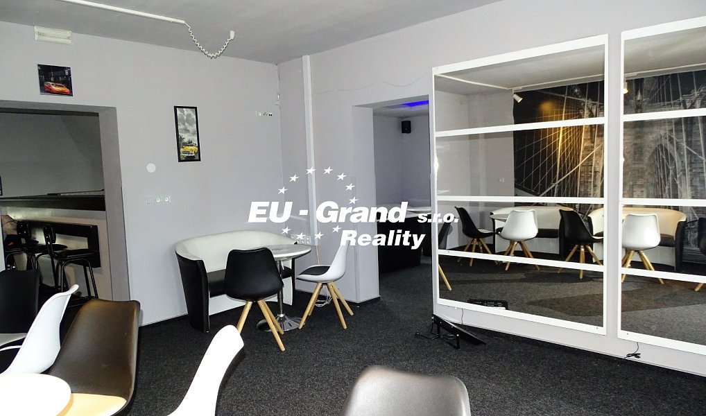 Prodej domu 325 m² s pozemkem 528 m², Šluknov – náhled fotky 21