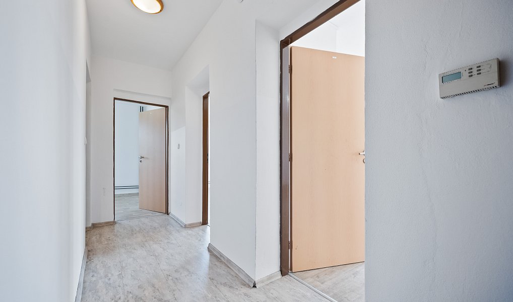 Prodej domu 395 m², Zádveřice-Raková – náhled fotky 17