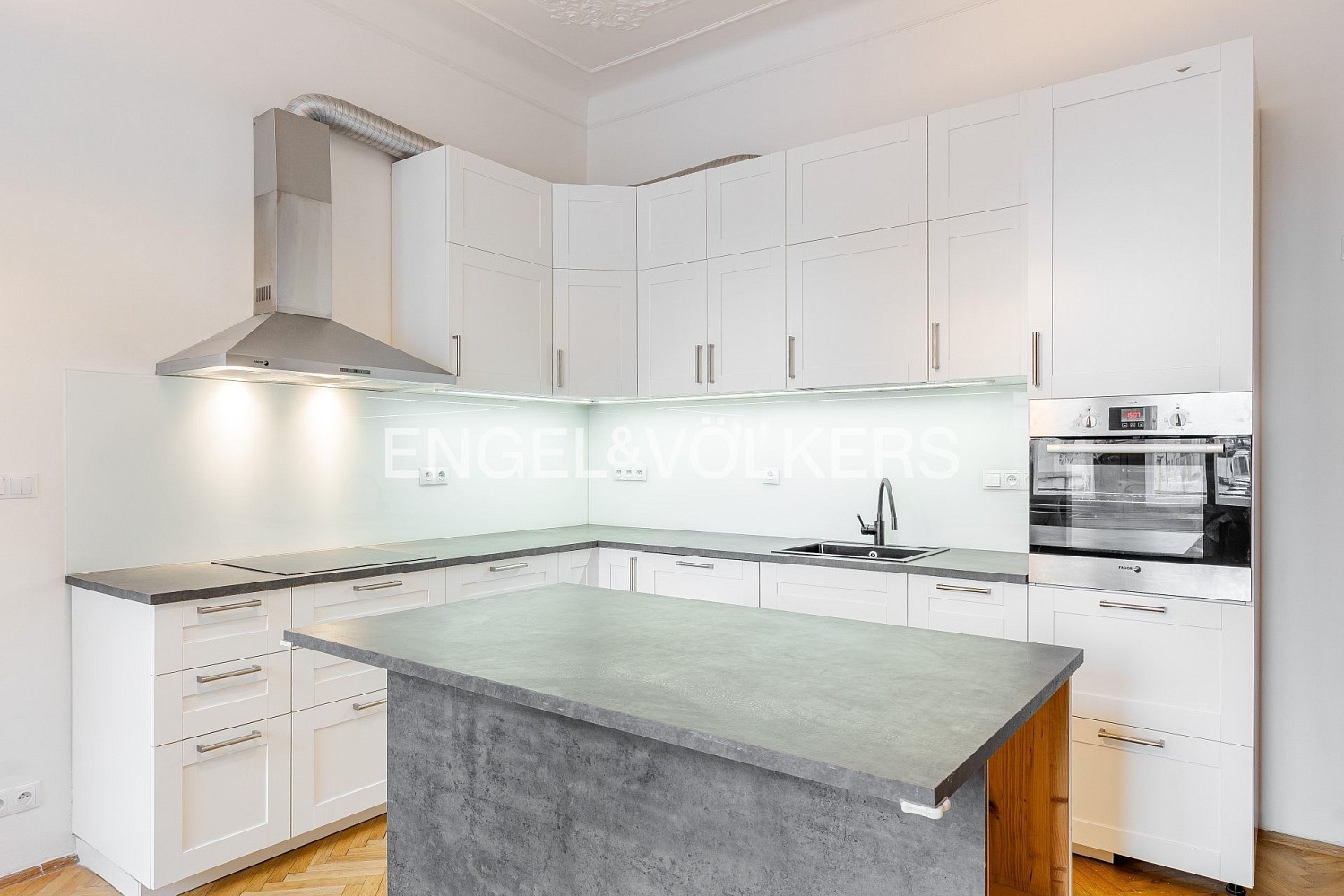 Pronájem bytu 3+1 101 m² – fotografie 4