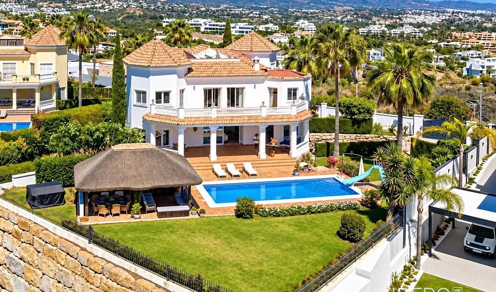 Prodej rodinného domu, 585 m², Benahavís