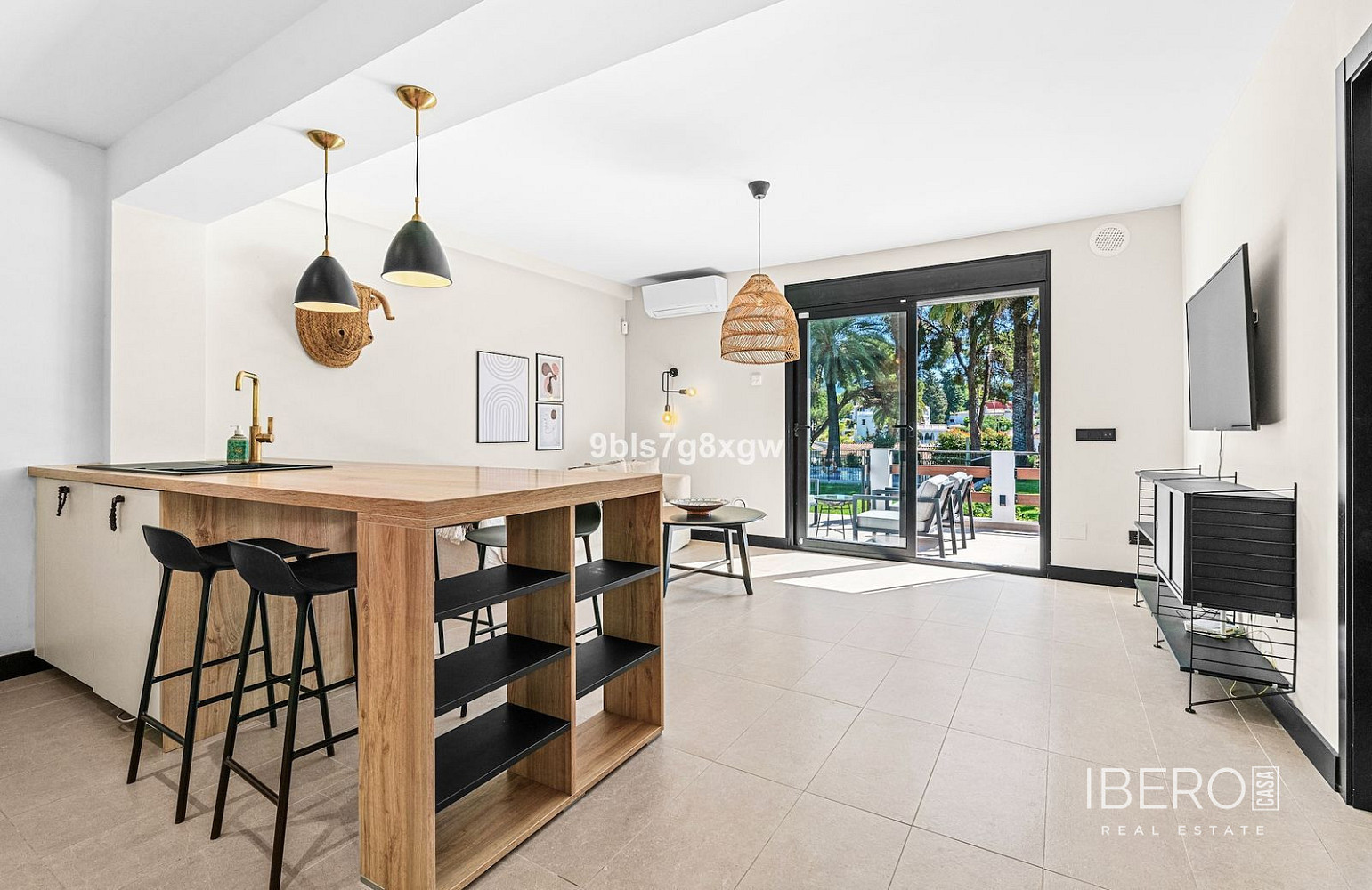 Prodej bytu 3+kk 65 m², Nueva Andalucía
