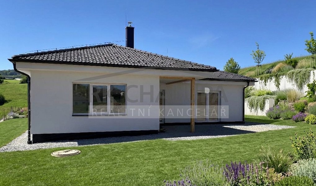 Prodej domu 104 m² s pozemkem 754 m², Hosín – náhled fotky 2