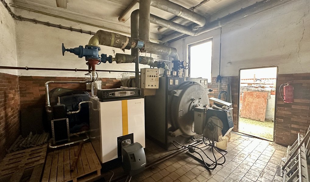 Prodej výrobních prostor 2 400 m², Varnsdorf – náhled fotky 33