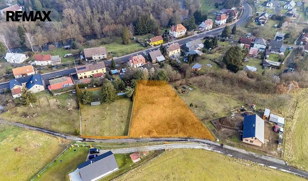 Prodej stavebního pozemku 2 413 m², Horní Police – náhled fotky 14