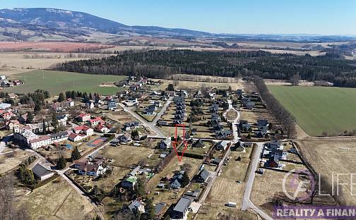 Prodej stavebního pozemku 1 886 m², Vrchlabí, okres Trutnov
