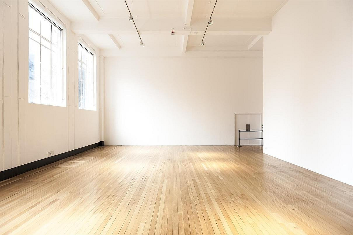 Pronájem obchodních prostor 195 m²