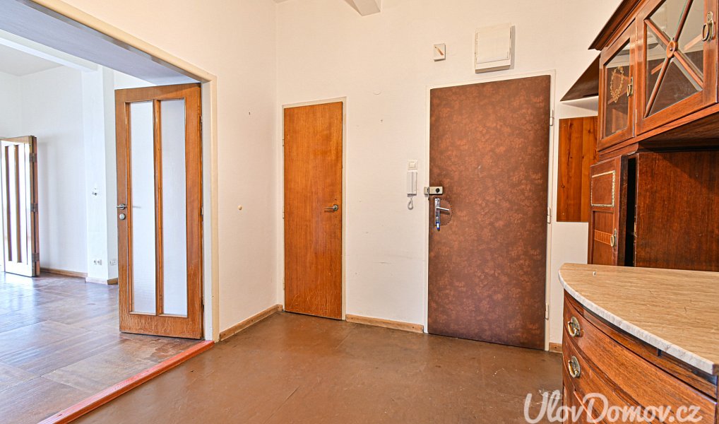 Prodej bytu 4+1 132 m², Praha – náhled fotky 34