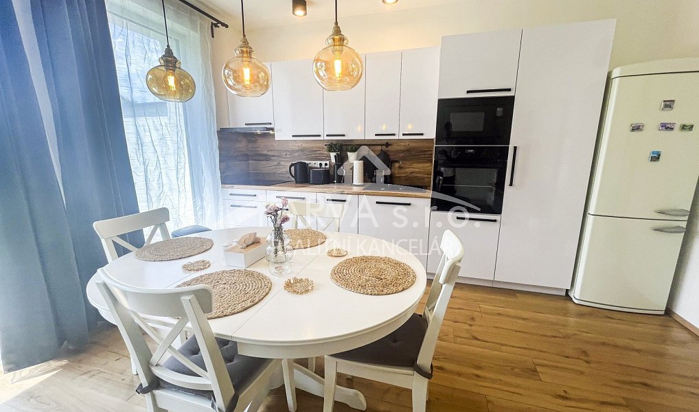 Prodej bytu 3+kk 73 m², Rokycany – náhled fotky 8