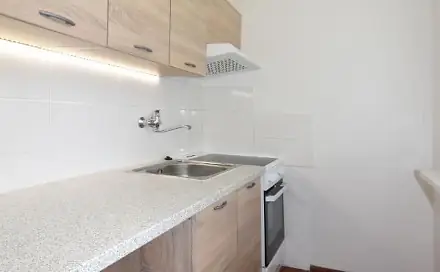 Pronájem bytu 1+1 27 m², Moskevská, Most