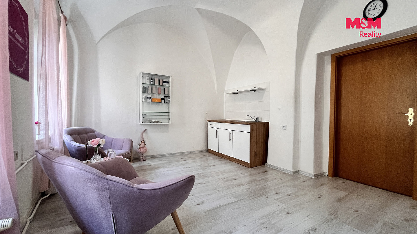 Pronájem obchodních prostor 31 m² – fotografie 5