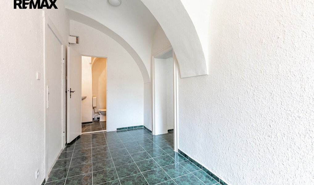 Pronájem obchodních prostor 36 m², Kadaň – náhled fotky 5