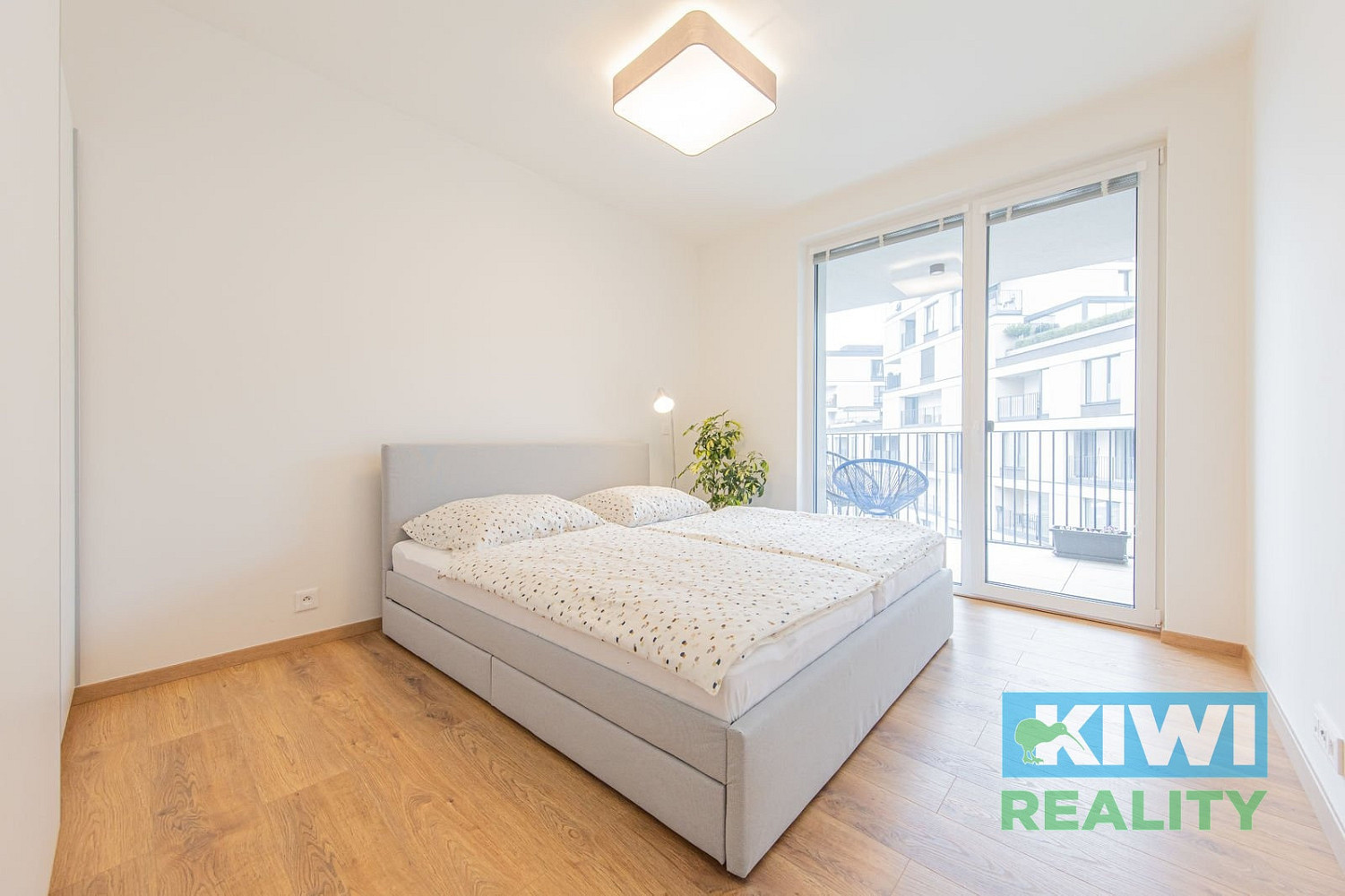 Pronájem bytu 2+kk 58 m² — photo 2