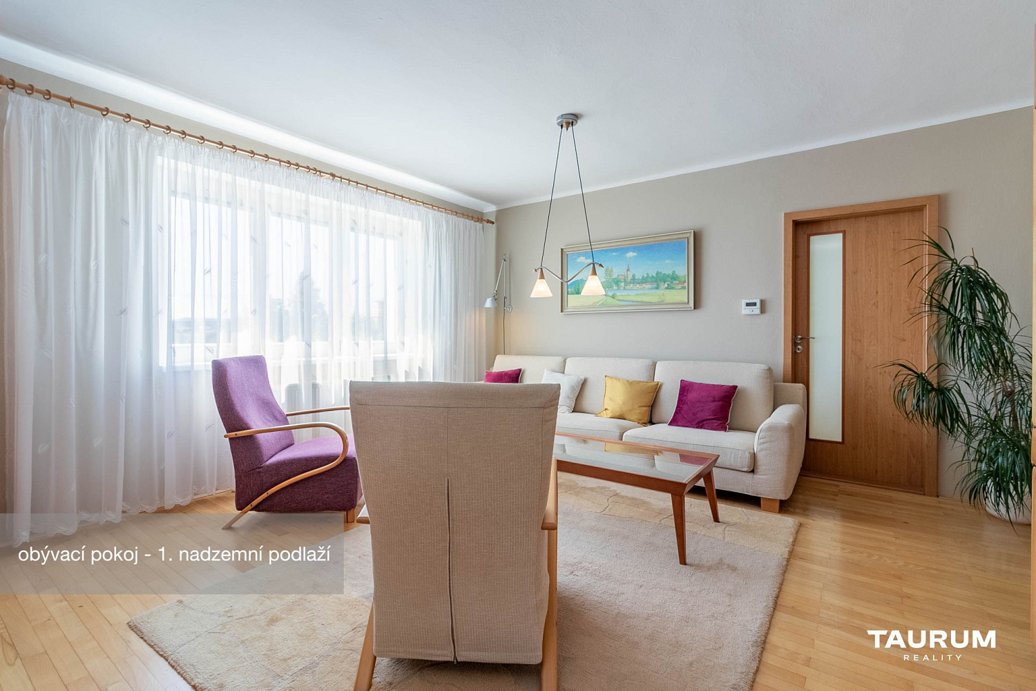 Prodej domu 311 m² s pozemkem 859 m² – fotografie 3