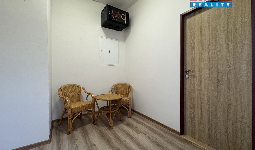 Pronájem kanceláře 34 m², Bechyně – náhled fotky 16