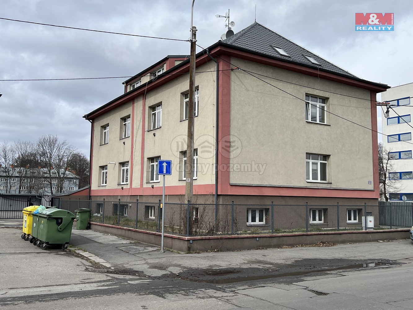 Prodej nájemního domu, činžáku 700 m² – fotografie 2