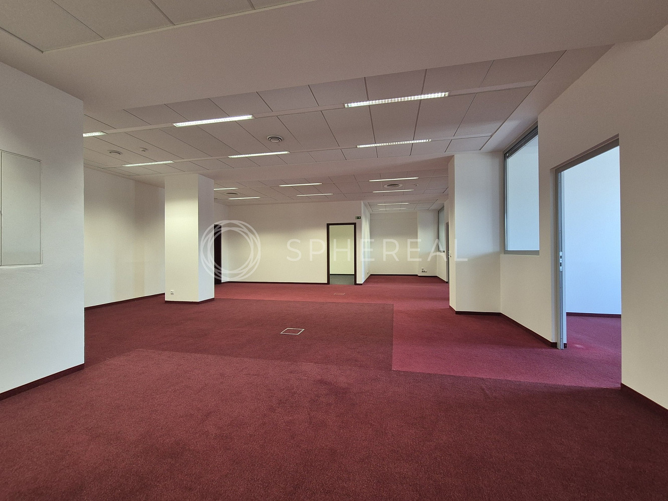 Pronájem kanceláře 221 m² — photo 5