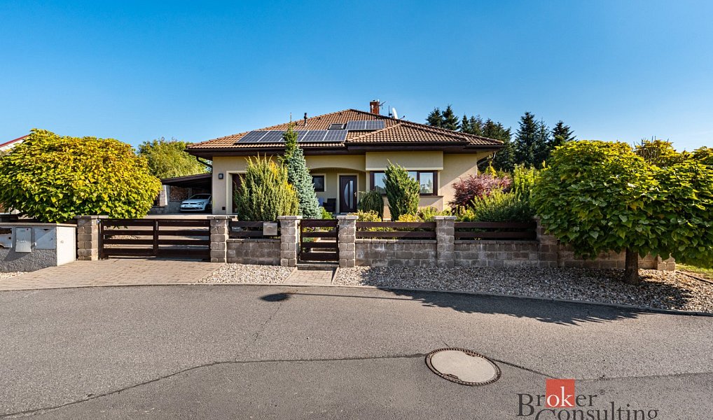Prodej domu 195 m² s pozemkem 1 215 m², Kamenice – náhled fotky 10