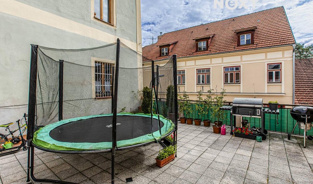 Prodej domu 265 m² s pozemkem 213 m², Kaplice – náhled fotky 4