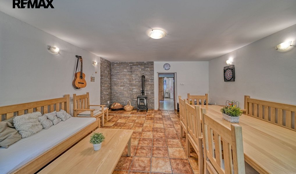Prodej domu 215 m² s pozemkem 987 m², Radvanice – náhled fotky 5