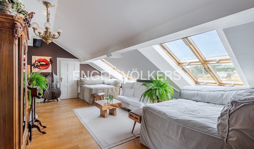 Pronájem bytu 5+kk 600 m², Praha – náhled fotky 12