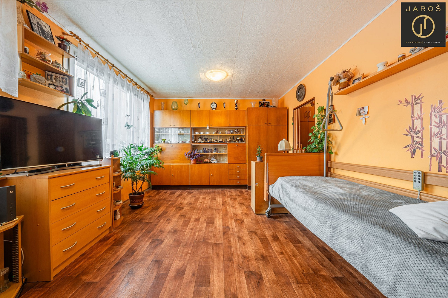 Pronájem bytu 1+kk 33 m²