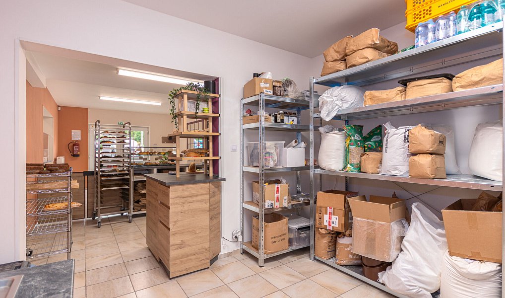 Prodej obchodních prostor 68 m², Praha – náhled fotky 9