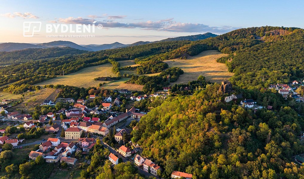 Prodej domu 207 m² s pozemkem 726 m², Kamýk – náhled fotky 28