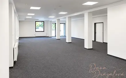 Prodej obchodních prostor 556 m², Hřbitovní, Hlinsko, okres Chrudim
