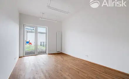Pronájem bytu 1+kk 28 m², Komárovská, Brno - Komárov