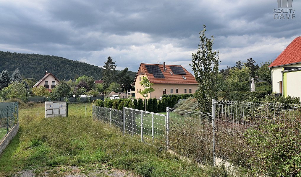 Prodej stavebního pozemku 1 059 m², Hlásná Třebaň – náhled fotky 11